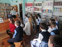 Большепаратская библиотека