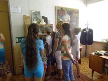 Литературный зал им. С. Вишневского.