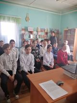 Большепаратская библиотека